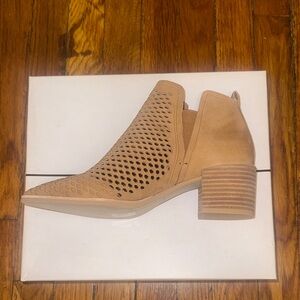 Dolce Vita Ankle Booties